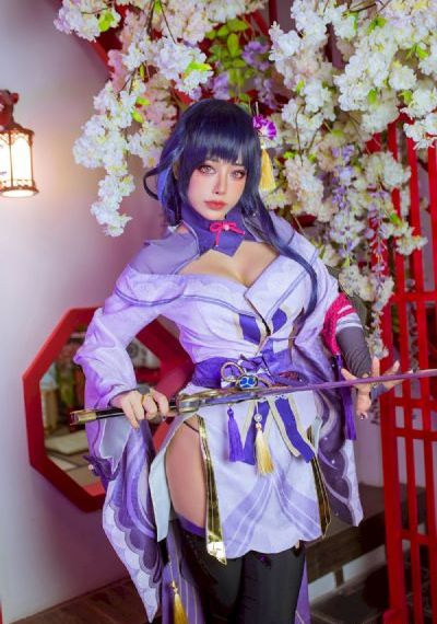 黑人扒开腿狂躁女人片_剧情片免费观看最新