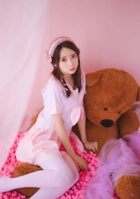 小女孩儿们_高清天堂在线