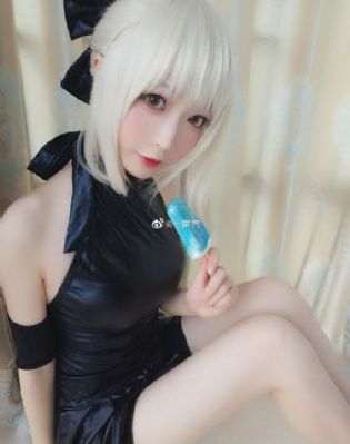 julia紧身裙女教师在线视频_1080P免费电视剧